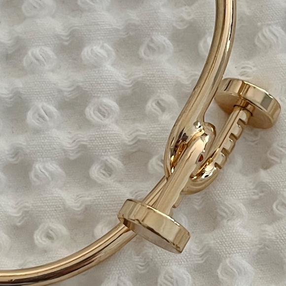 New Gold Tone Nail Twist Cuff Bracelet - Picture 2 of 15